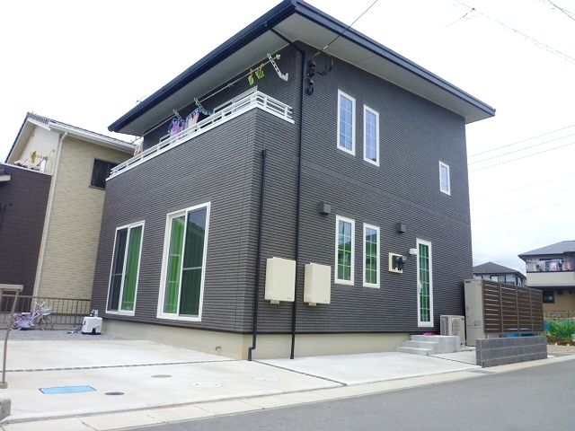 一条工務店の家 沼津市大岡中古住宅 静岡県沼津市大岡 3 790万円の中古一戸建て 中古住宅や中古物件情報 新日本住建販売 家っち うちっち