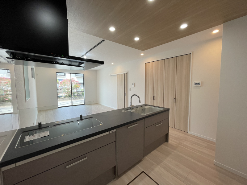 �É����x���S���������쎚�ܔ��c9-14�̐V�z��ˌ��ẴL�b�`��