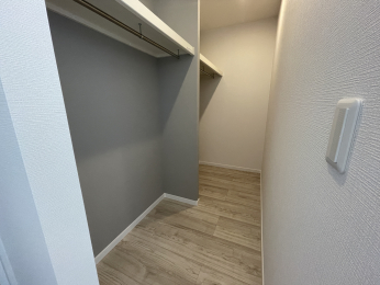 ���[�@�E�H�[�N�C���N���[�[�b�g