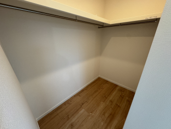 ���[�@�E�H�[�N�C���N���[�[�b�g