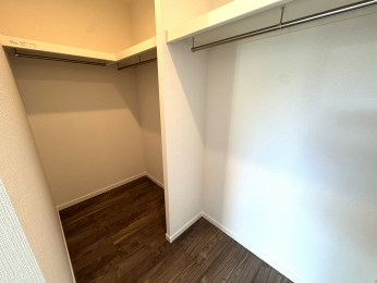 ���[�@�E�H�[�N�C���N���[�[�b�g