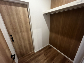 ���ʑ�E���ʏ��@�t�@�~���[�N���[�[�b�g