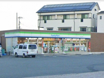 ���ӊ��@�t�@�~���[�}�[�g���É��͌��X�@300��