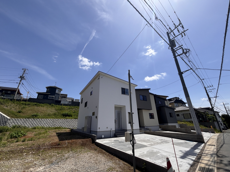 �É������Îs���ŘH������1527-11�A1527-15�A1532-15�̐V�z��ˌ��Ă̌��n�O�ώʐ^