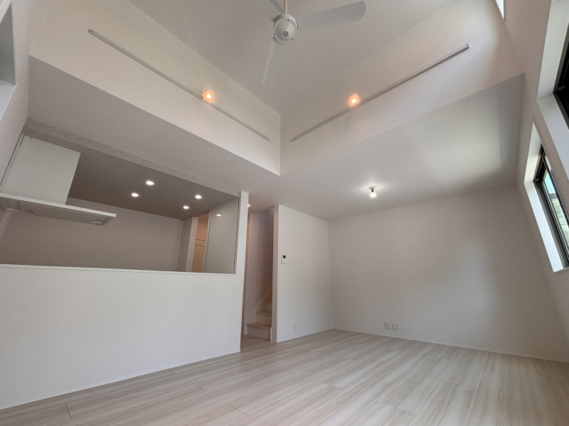 �É������Îs���ŘH������1527-11�A1527-15�A1532-15�̐V�z��ˌ��Ẵ��r���O