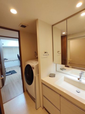 ���ʑ�E���ʏ��@�O�ʋ����ʉ��ϑ�