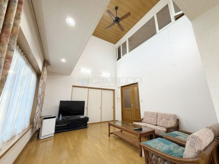 ���r���O�@���r���O