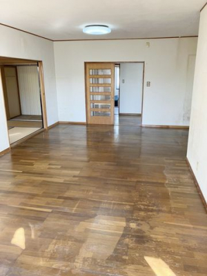 ���r���O�@���r���O