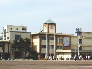 ���ӊ��@���Îs����ꏬ�w�Z 730m