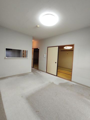 ���r���O�@LDK