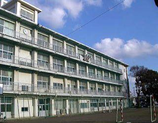 ���ӊ��@���Îs����񒆊w�Z 200m