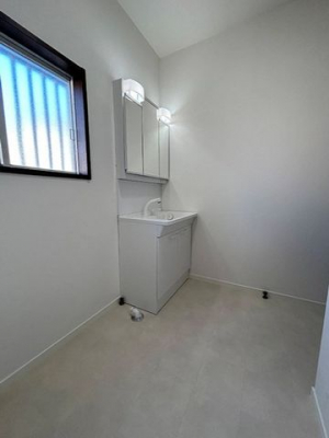 ���ʑ�E���ʏ��@���ʉ��ϑ�