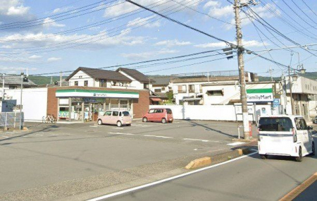 ���ӊ��@�t�@�~���[�}�[�g�B�R�����X 480m