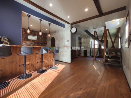 ���r���O�@LDK