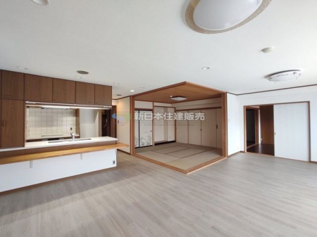 ���r���O�@LDK