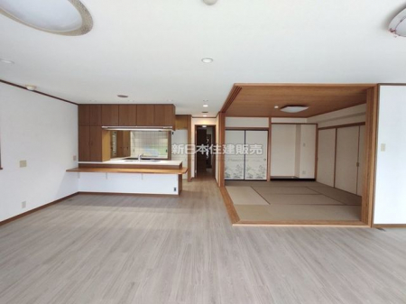 ���r���O�@LDK