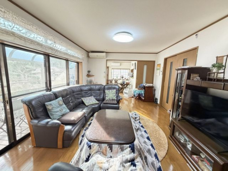 ���r���O�@���r���O