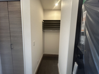 ���ց@�V���[�Y�N���[�N