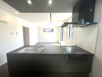 �L�b�`���@�Ζʎ��L�b�`��