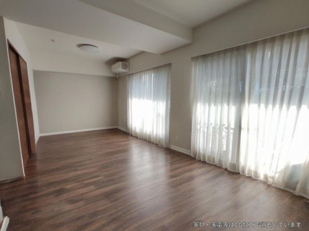 ���r���O�@���r���O�@���Ƌ�E�Ɠd����CG���H�ō폜���Ă��܂��B