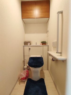 �g�C���@�E�H�V�����b�g�g�C��