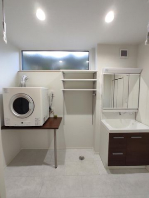 ���ʑ�E���ʏ��@��������Ɛ��ʉ��ϑ�