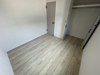 �m���@�m��4.5��