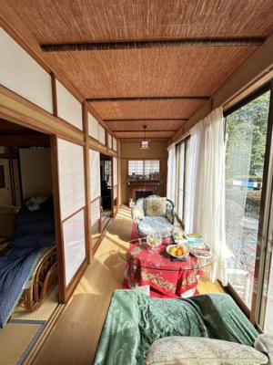 �����@����