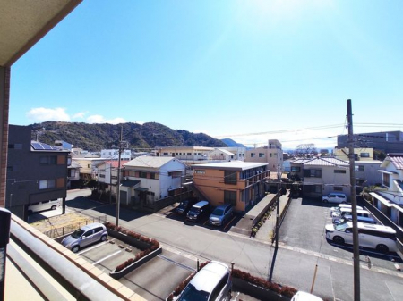 �G���g�����X�@�o���R�j�[����̒���