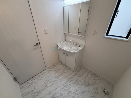 ���ʑ�E���ʏ��@����