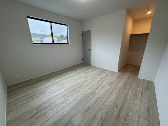���r���O�ȊO�̋����@2�K�m���@8��