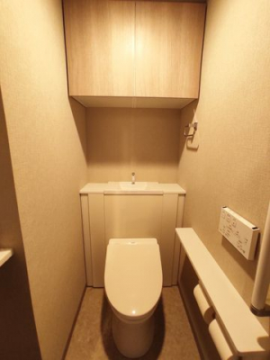 �G���g�����X�@�E�H�V�����b�g�t��