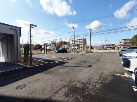 ���ӊ��@-