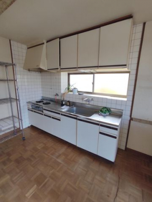 �L�b�`���@�L�b�`���X�؁[�X