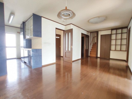 ���̑����ρ@1�K�@���r���O�_�C�j���O