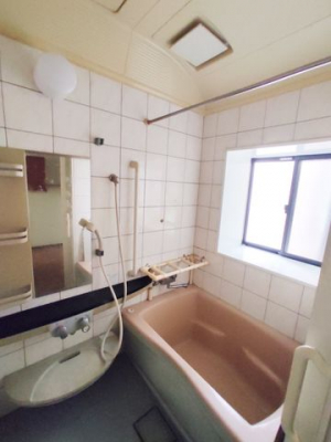 ���ց@1�K�@����