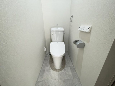 �g�C���@�g�C���@�E�H�V�����b�g�t��