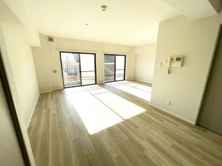 ���r���O�@LDK