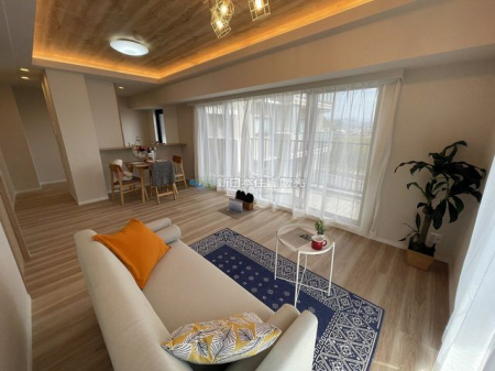 ���r���O�@���r���O