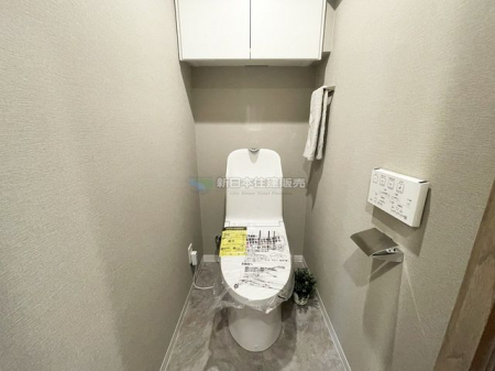 �g�C���@�E�H�V�����b�g�t