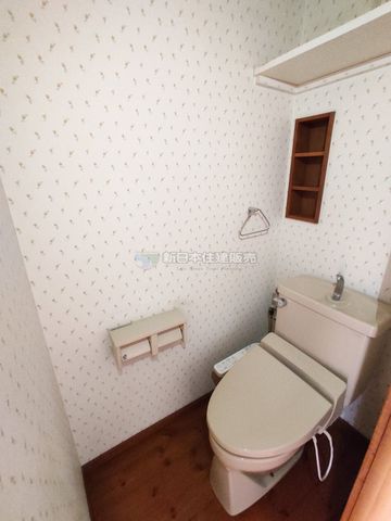 �É������Îs����F �̒��Ã}���V�����̃g�C��