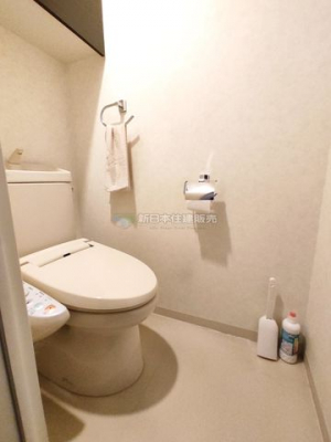 �g�C���@�E�H�V�����b�g�t��