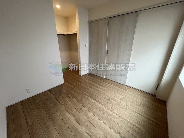 �É������Îs���͌��� �̐V�z��ˌ��Ă̗m��