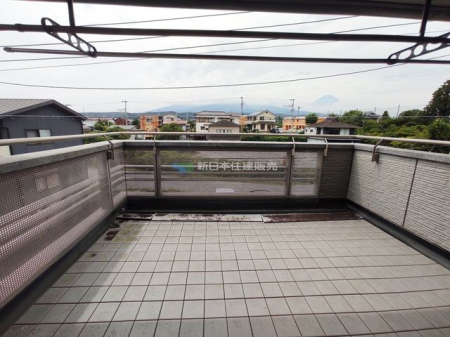 �o���R�j�[�@��