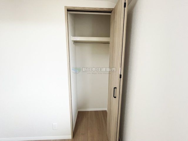 �É������Îs��y�� �̒��Ã}���V�����̎��[