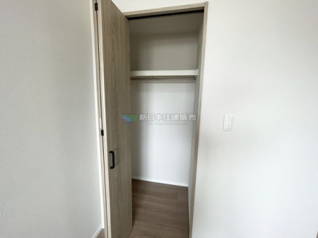 ���ց@�N���[�[�b�g