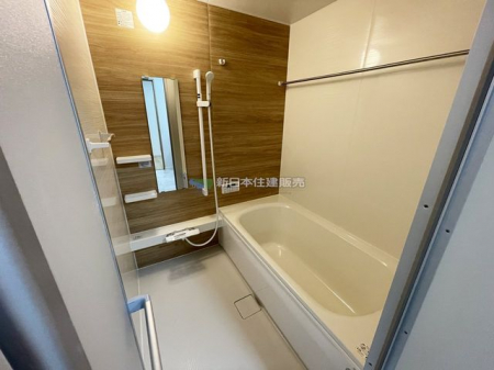 �����@���j�b�g�o�X�@�V�i�����ς�