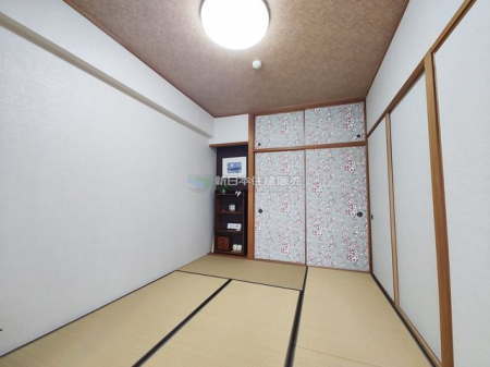 ���ց@�a��