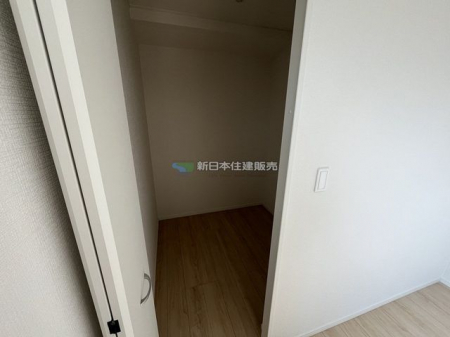���[�@�E�H�[�N�C���N���[�[�b�g