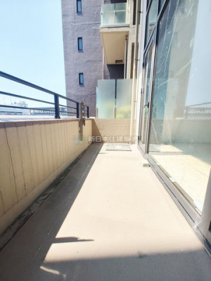 �G���g�����X�@�o���R�j�[
